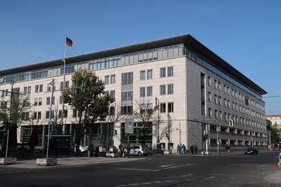 Außenansicht des Bundestagsgebäudes Unter den Linden 50, Otto-Wels-Haus.