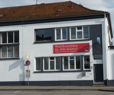 Außenansicht Wahlkreisbüro im Bahnhof Nürtingen